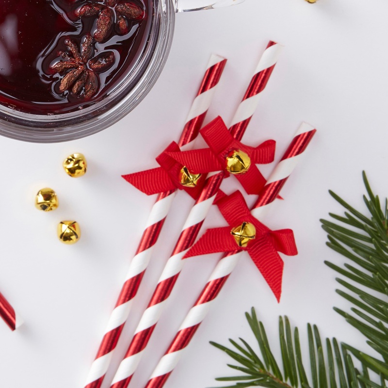 Foiled Red Paper Straws With Mini Bells And Bows (10ct)