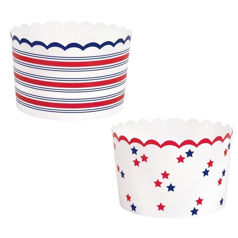 Peppy Patriotic Scalloped Paper Treat Cups (16ct)