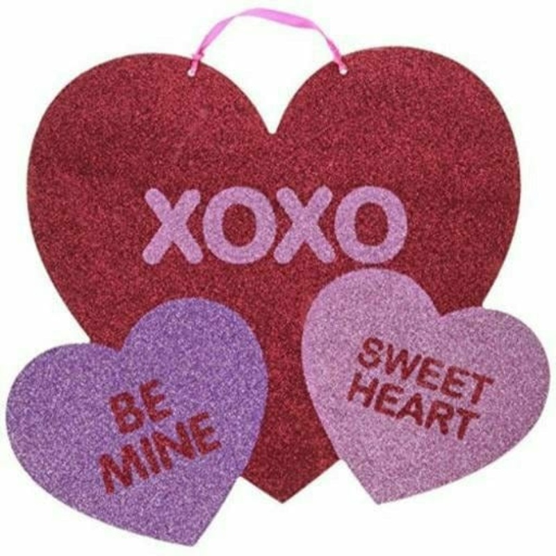 XOXO Hanging Heart Sign