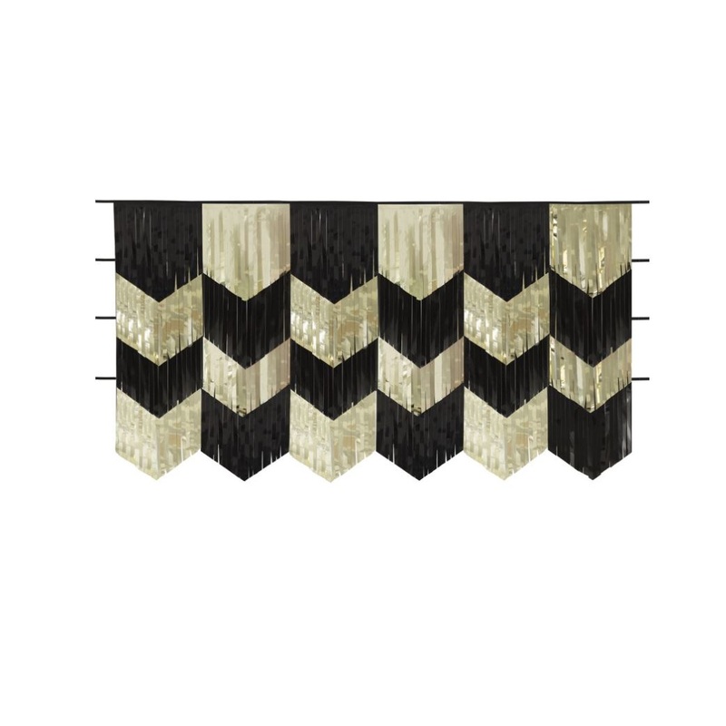 Scalloped Foil Fringe Garland Kit  6 ft