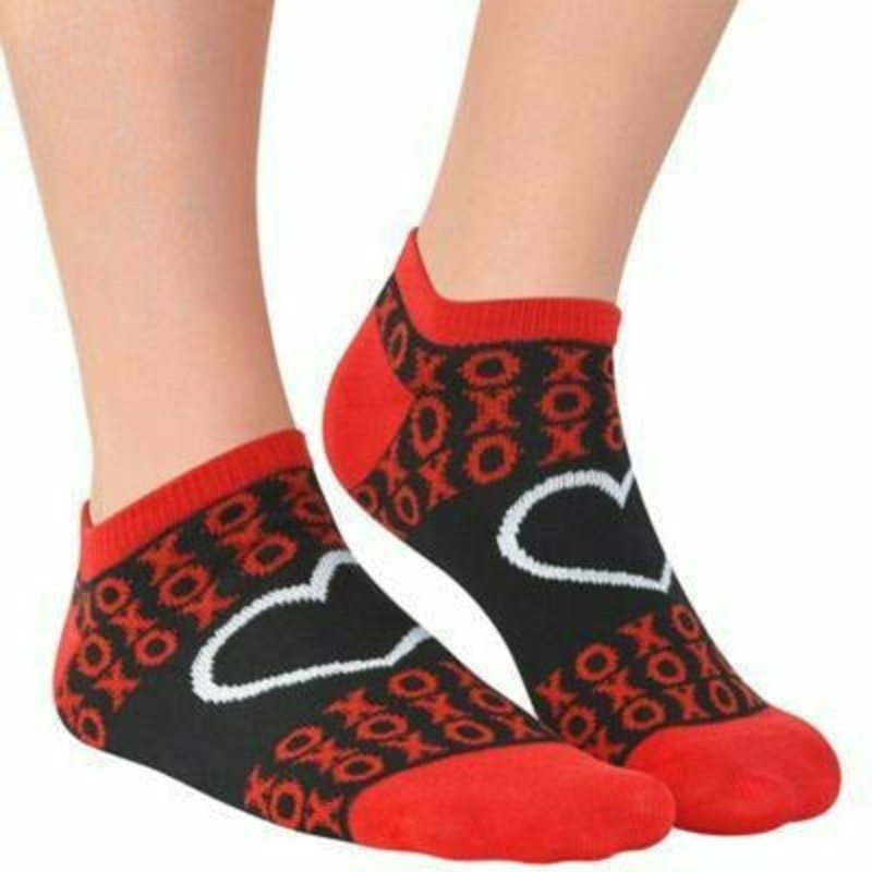 Adult Hearts, Hugs & Kisses Ankle Socks Valentine's Day