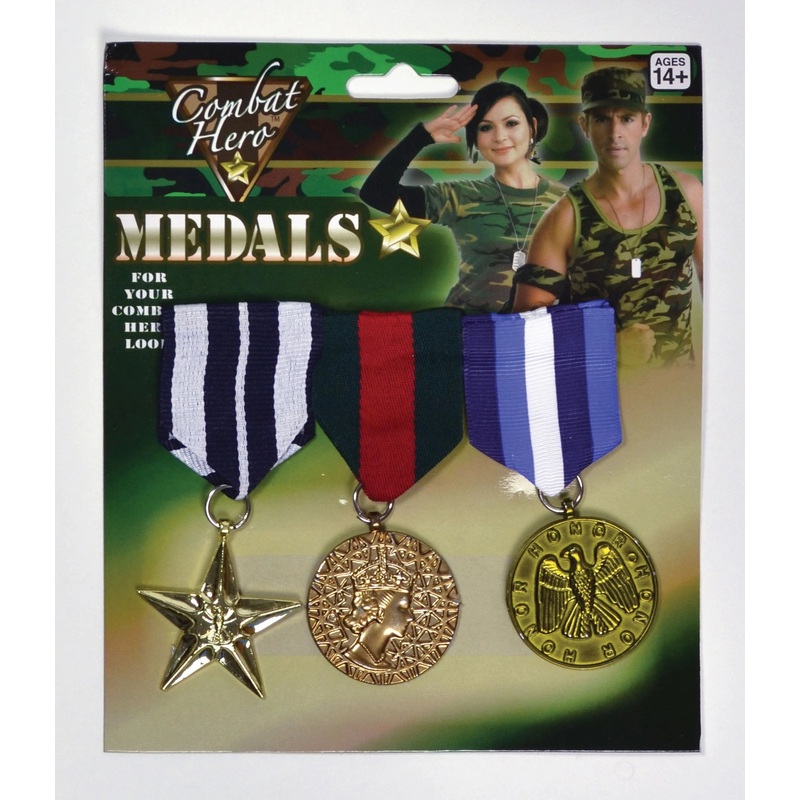 War Hero Style Badge Set