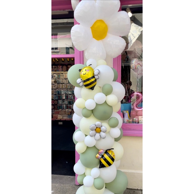 Outdoor Bumble Bee Balloon Column