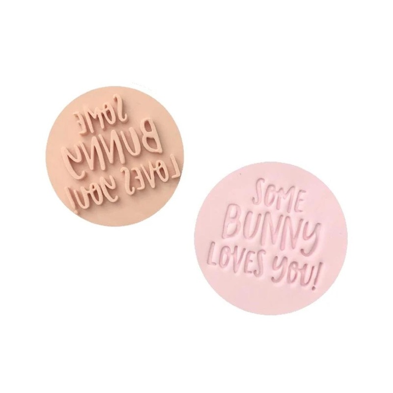 Little Biskut Some Bunny Loves You Embosser