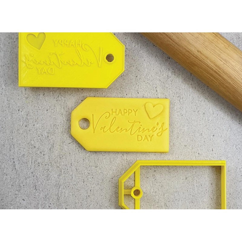 Valentines Day Gift Tag Embosser & Cutter Set